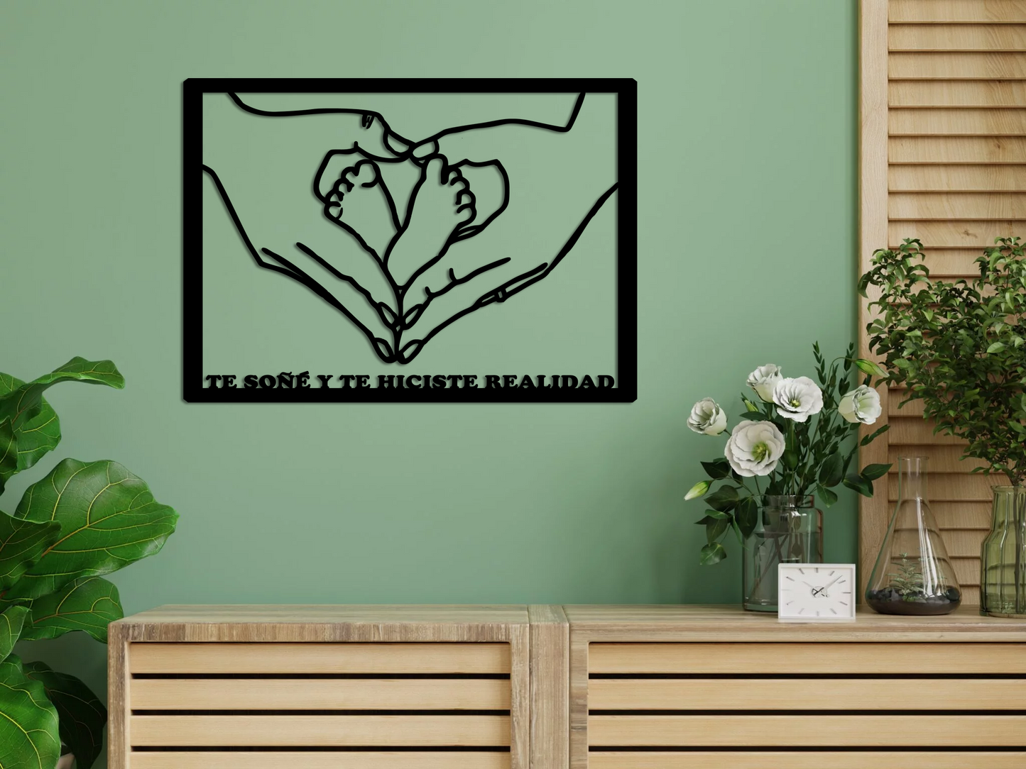 Manos con pies de bebe