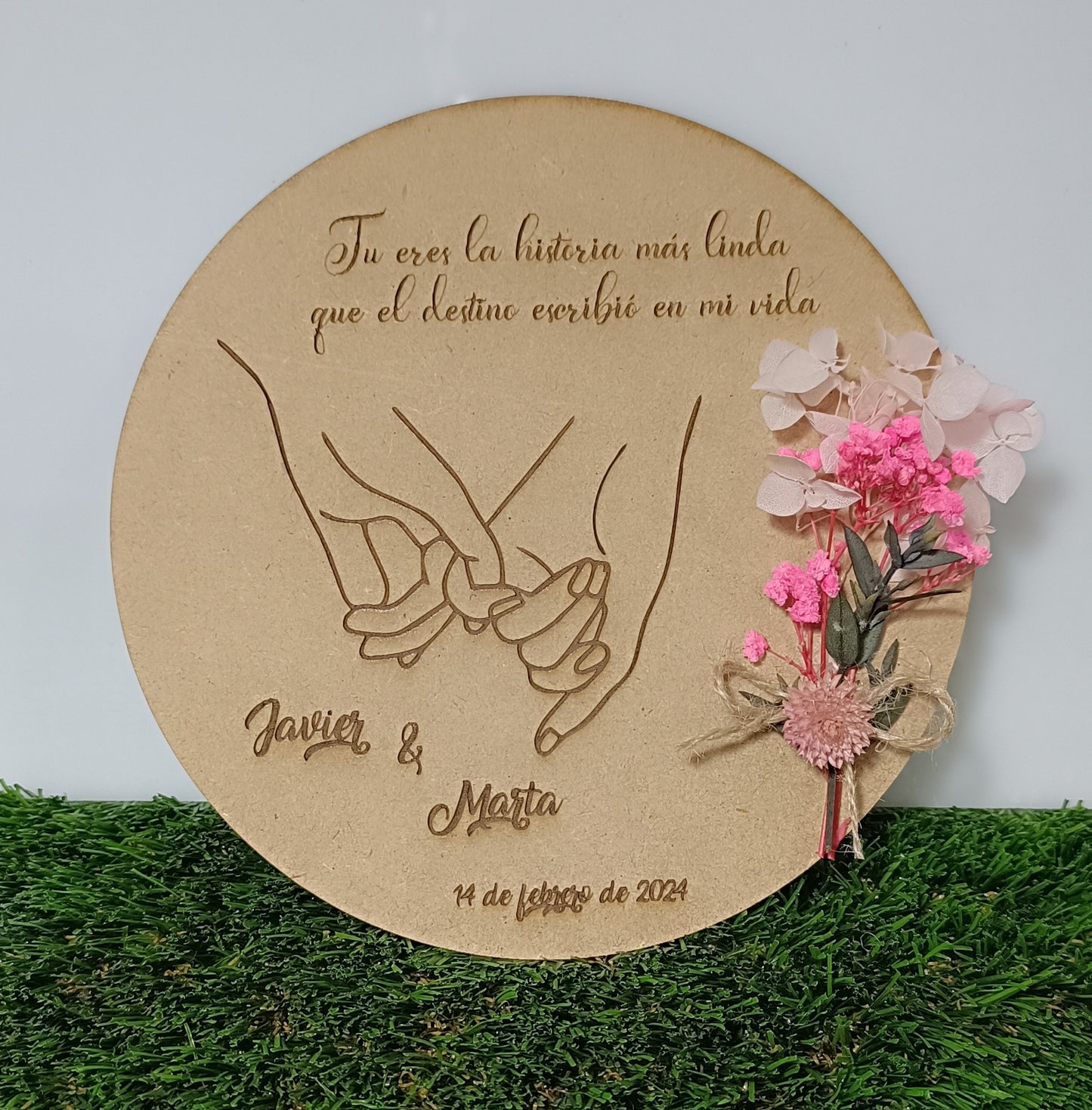 Placa manos de pareja